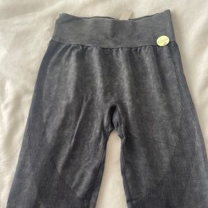 Victoria’s Secret PINK leggings. Size Large